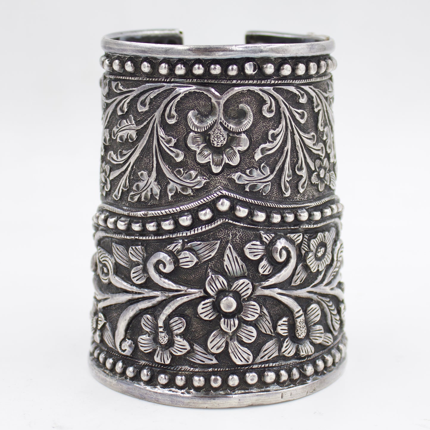 Vintage Rajasthani Tribal Handmade Chitai Work Chud Bracelet in Sterling Silver