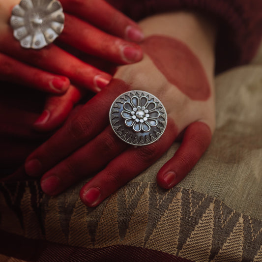 Handmade Etched Tribal Indian 3D Floral Statement Cocktail Ring in Sterling Silver Adjustable Size