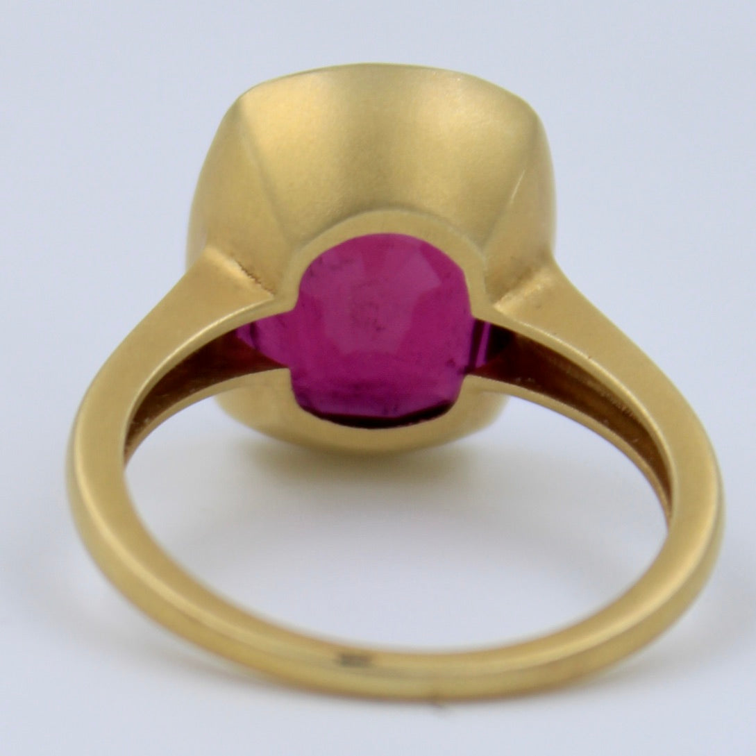 Luxury 7.9 Ct Vivid Red Rubellite Tourmaline Ring 18K Brushed Yellow Gold