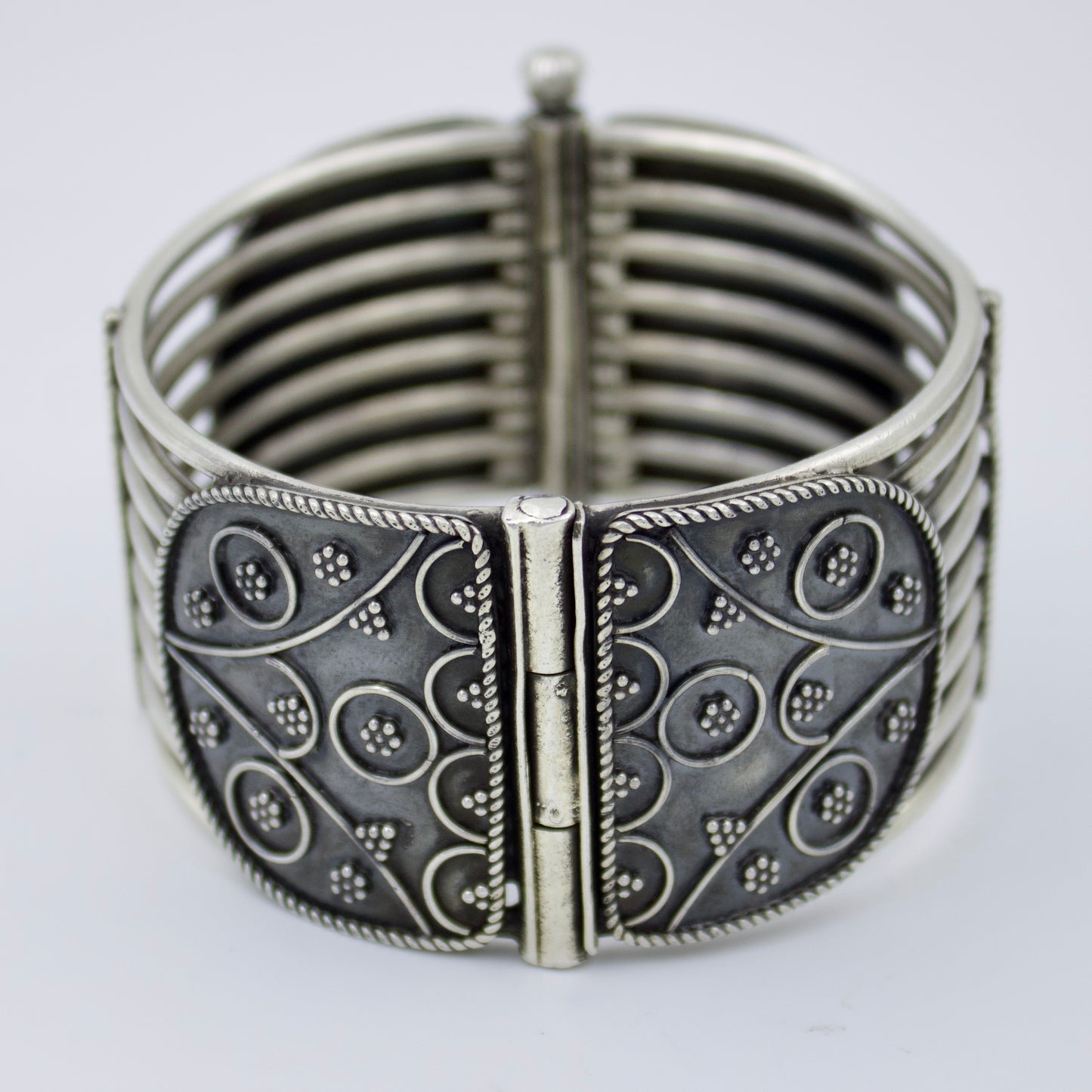 Handmade Etched Hinged Broad Tribal Indian Kada Bangle in Sterling Silver