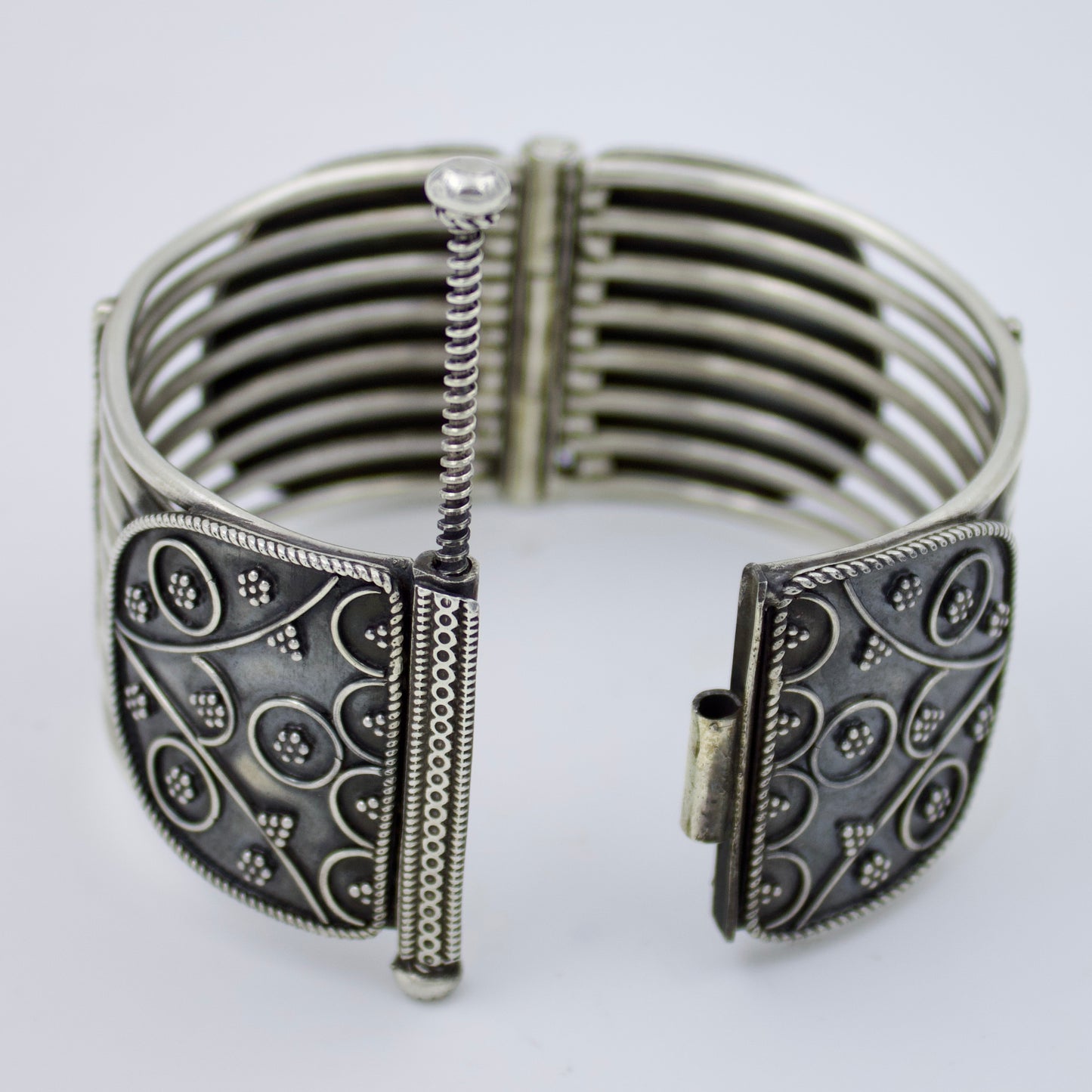 Handmade Etched Hinged Broad Tribal Indian Kada Bangle in Sterling Silver