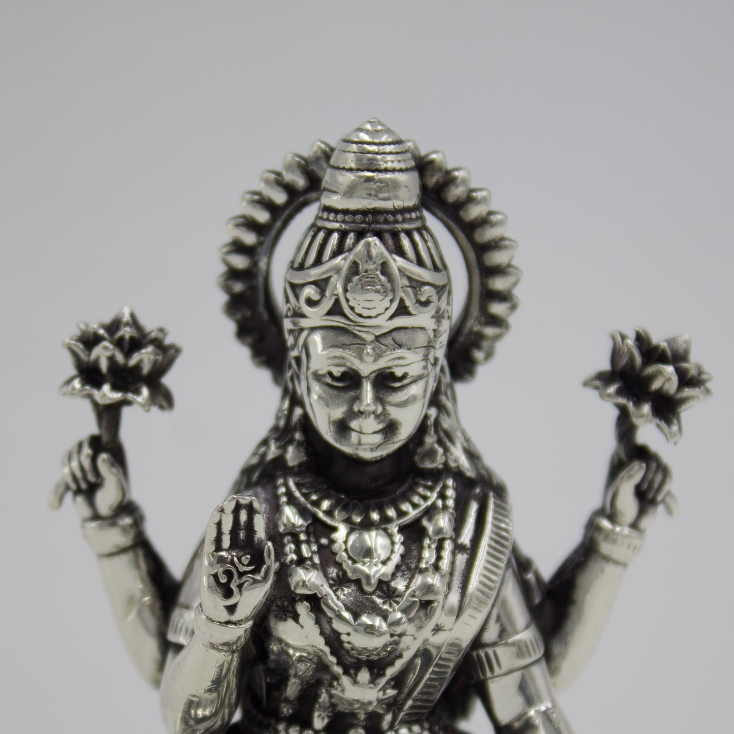 Handmade Goddess Laxmiji Idol in Sterling Silver for Puja