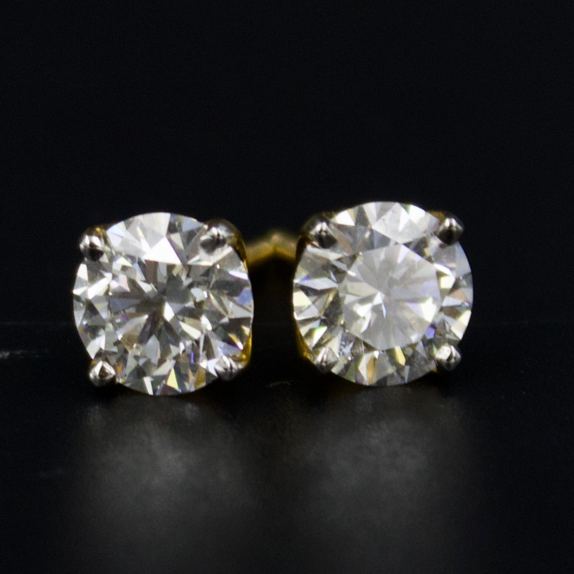 Timeless IGI Certified 3.18 TCW 7.5x7.5 mm D-VS1 Lab Grown Diamond Stud Earrings in 18K Yellow Gold Screw Back Solitaire Earrings