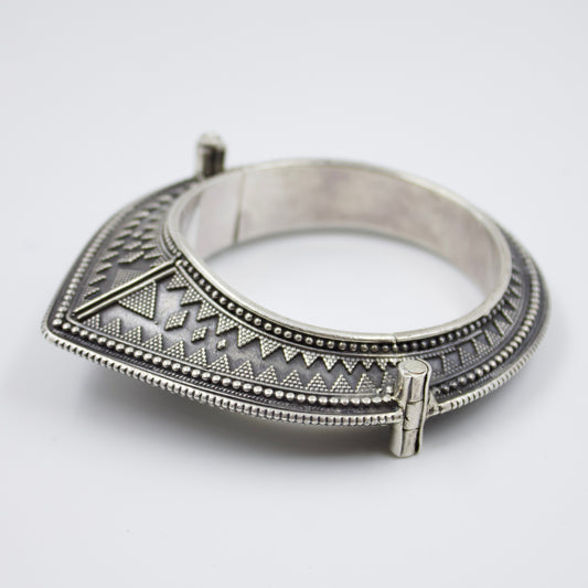 Hand Etched Hinged Tribal Indian Pyramid Kada Bangle with Rawa Work in Sterling Silver