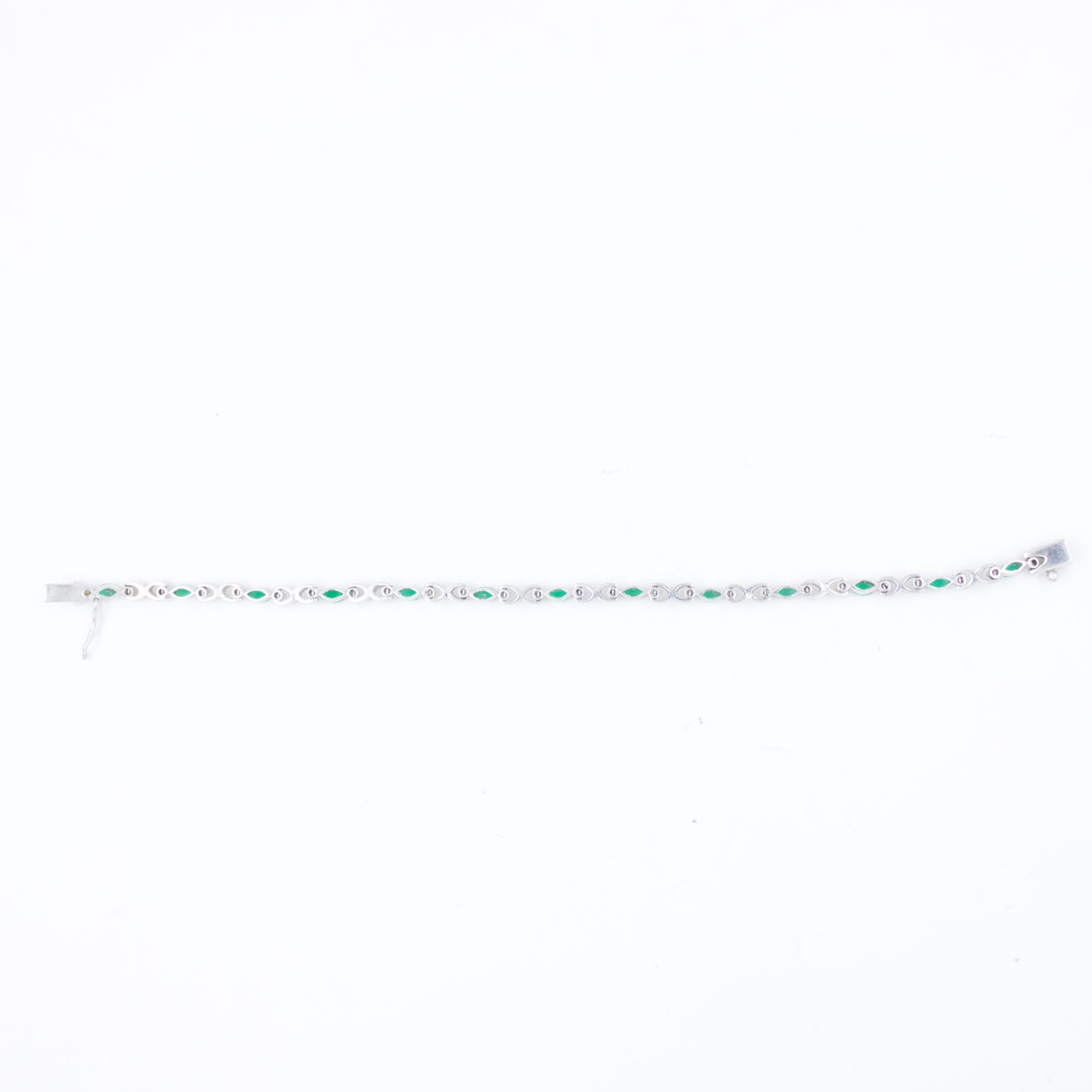 Natural Emerald & Diamond Tennis Bracelet in 18K White Gold