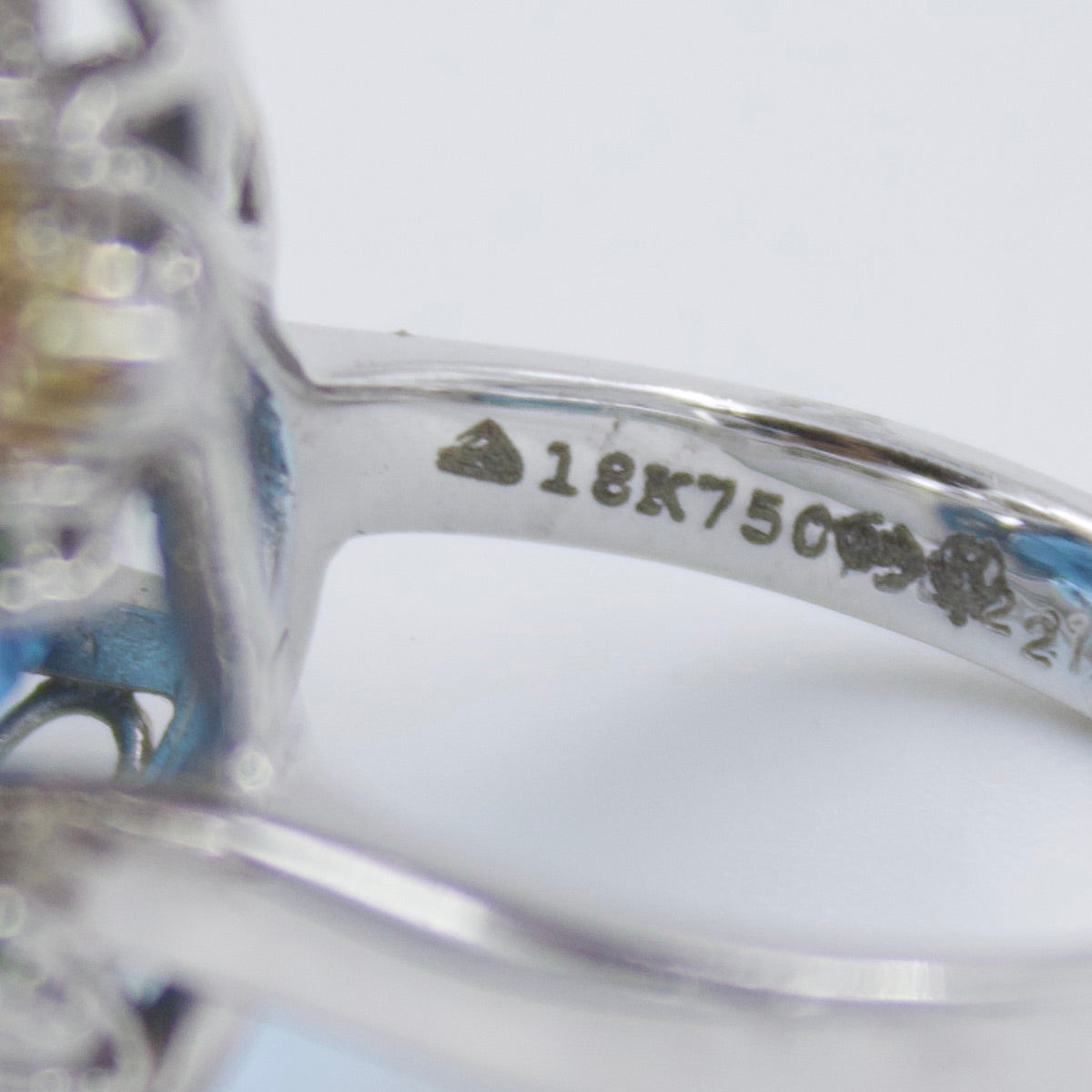 Blue Topaz Heart Cocktail Ring in 18K White Gold